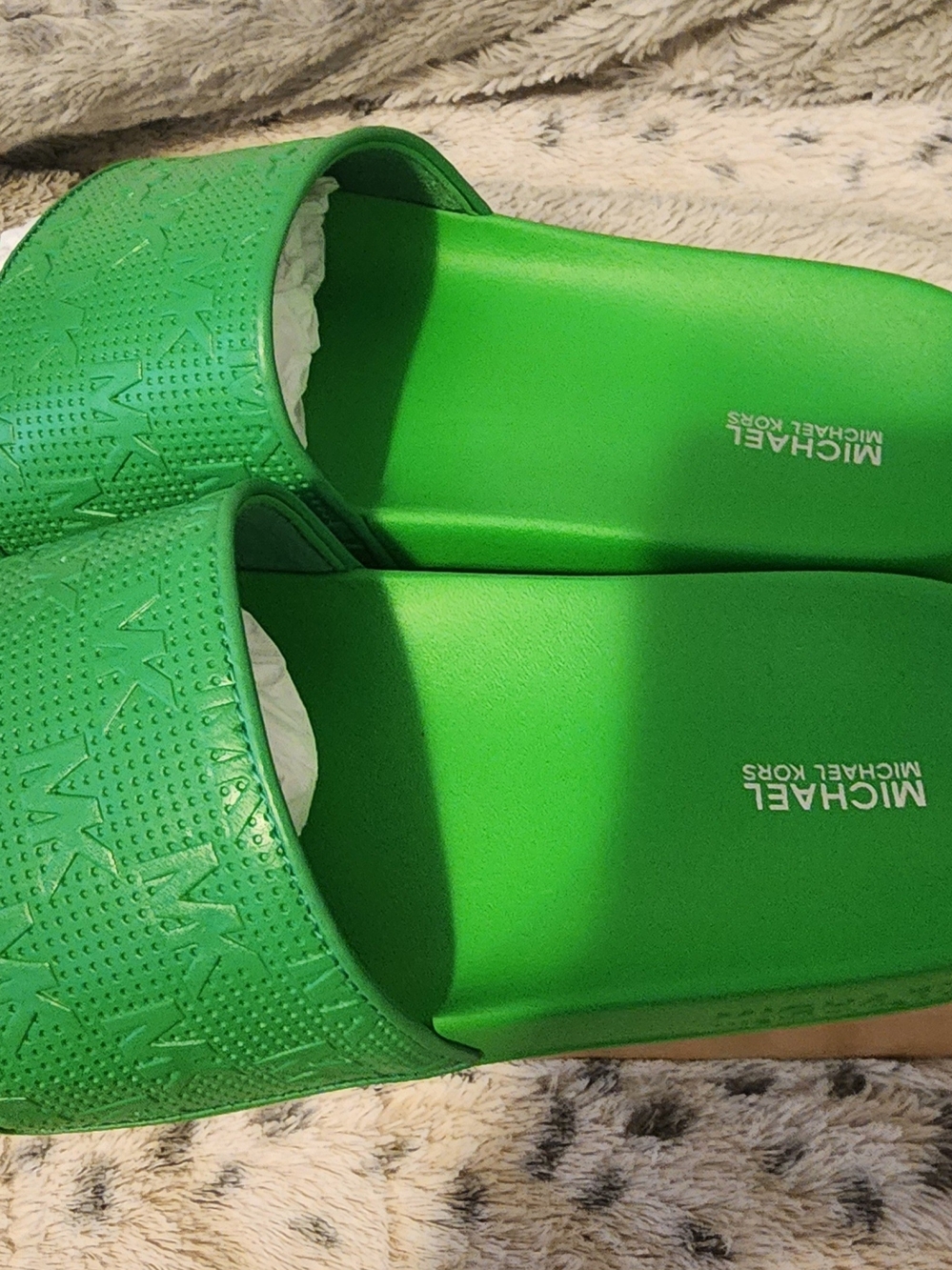 Michael Kors Women’s Green Logo Slide Sandals Rubber Slip On US 9 New With Box - Picture 4 of 8